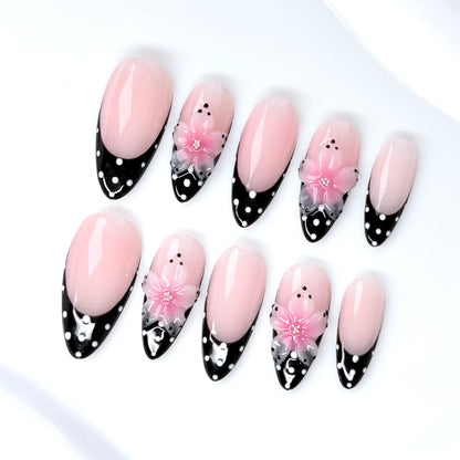 Noir Dot & Flora