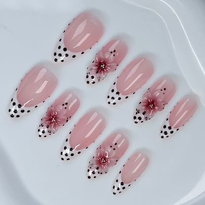Berry Bloom & Dot