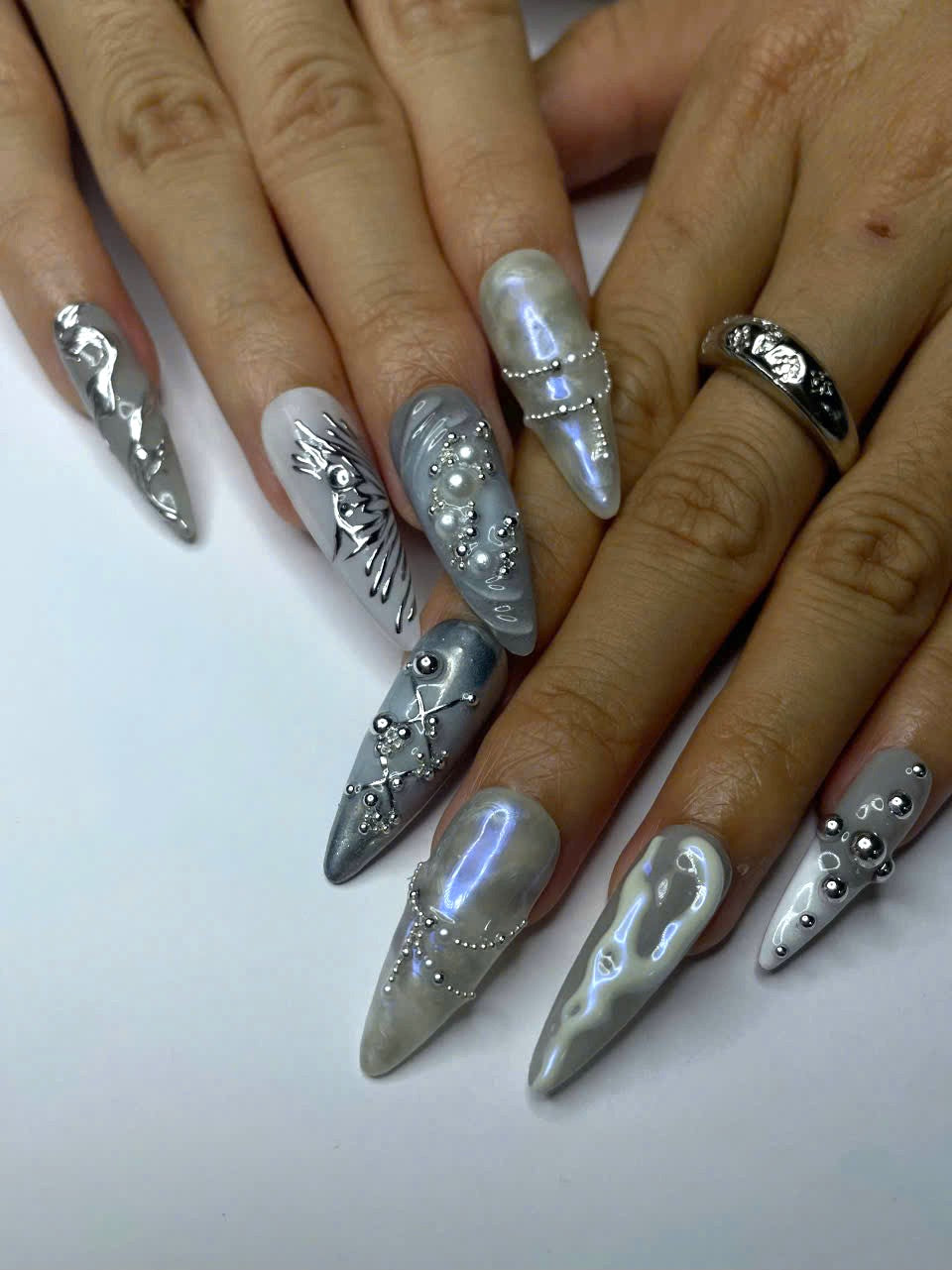 Ethereal Marble Silver